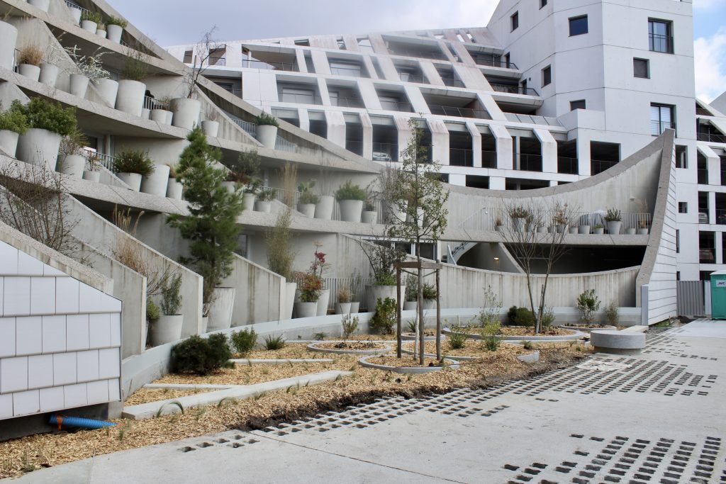Aménagement paysager square katia krafft