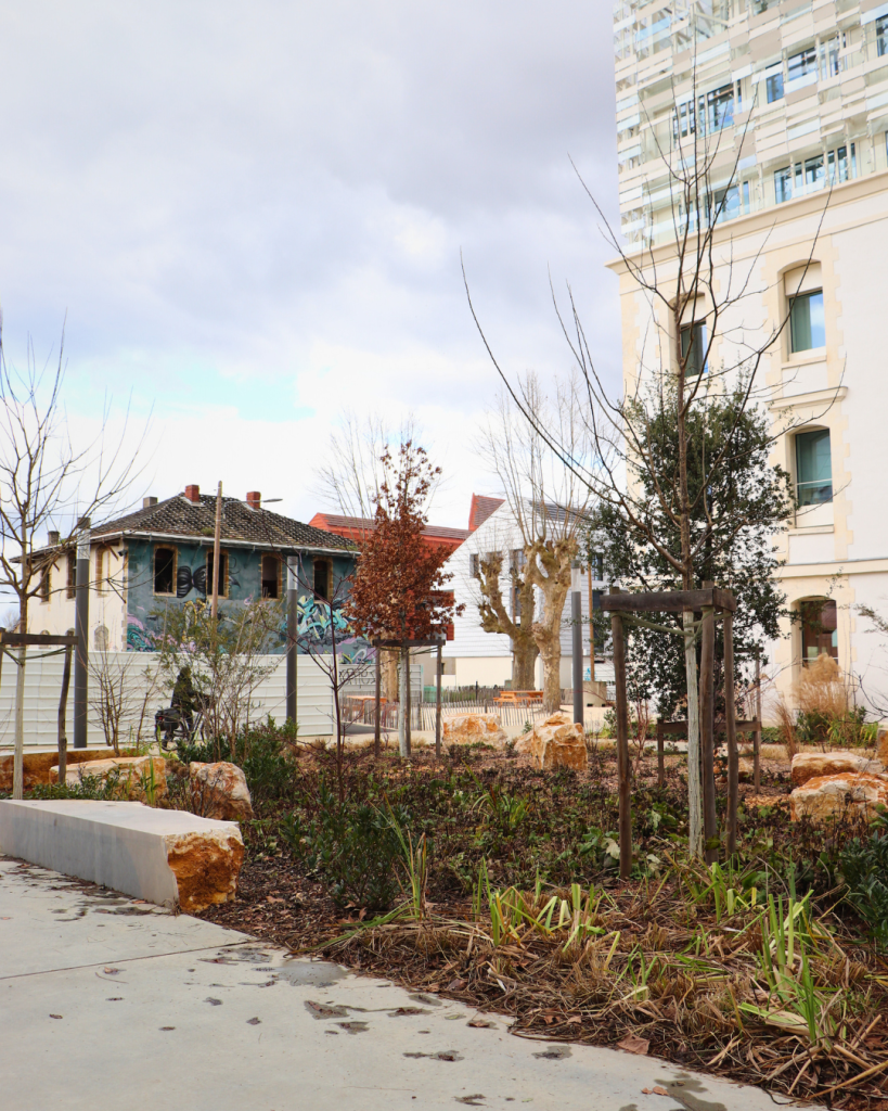 Square Françoise Dolto Bastide Niel
