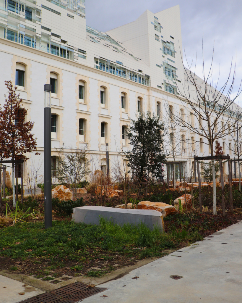 Square Françoise Dolto Bastide Niel